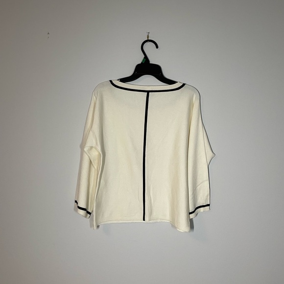 Jones, New York, women’s cream and black sweater - Picture 4 of 4